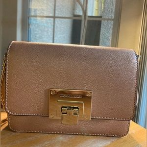 Michael Kors - Rose Gold Chain Handbag